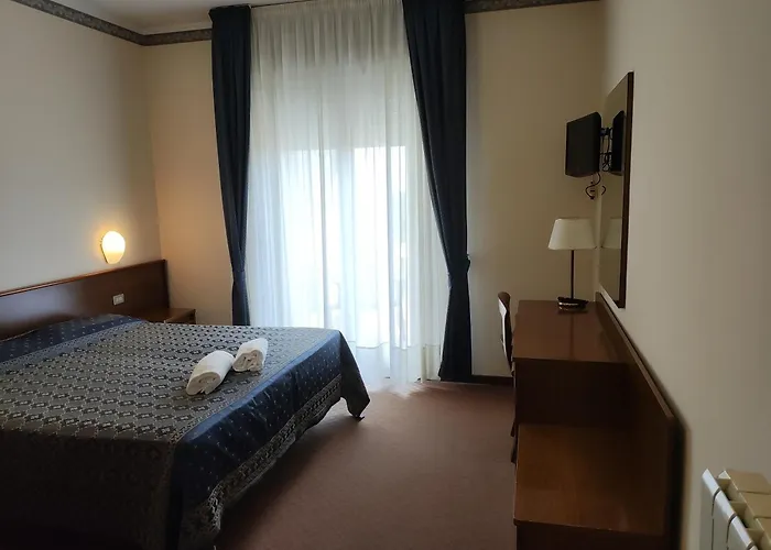Otel Firenze 3*