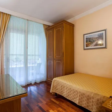 Firenze Hotel 3*