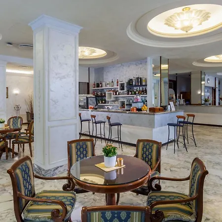 酒店 Firenze 阿巴诺泰尔梅