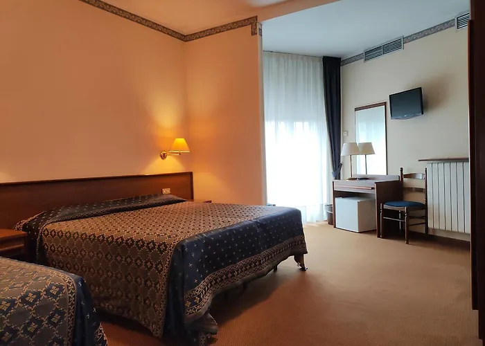 فندق Firenze 3*