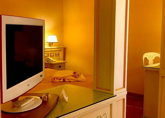 Firenze 3* أبانو تيرمي